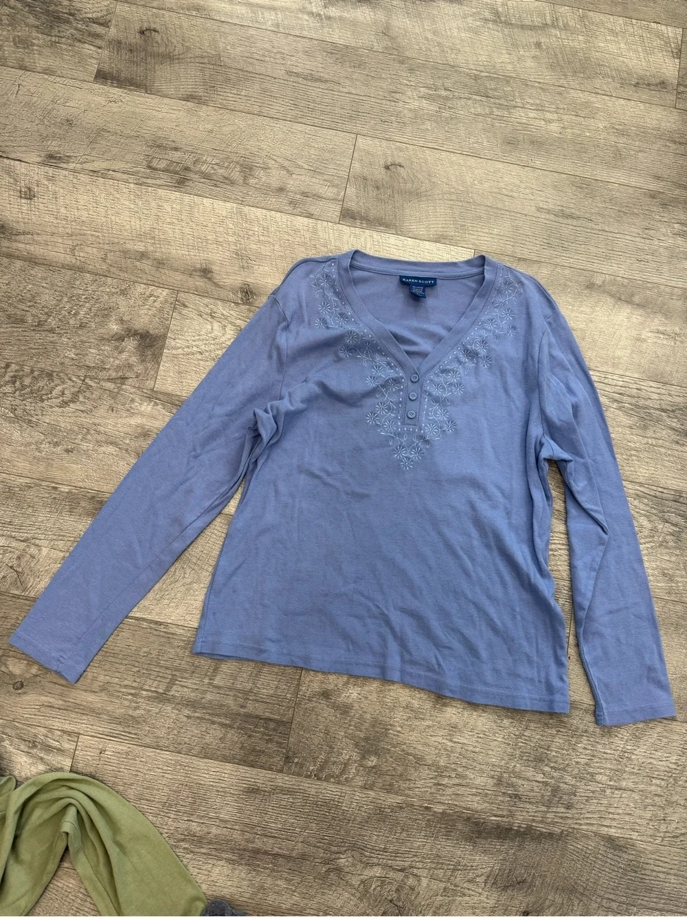 Karen Scott long sleeve olive and blue tops